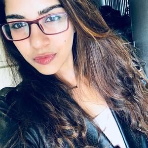 Meet your Posher, Amna